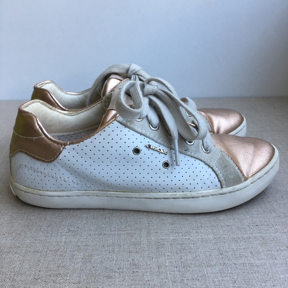 Geox Girl US 3 Leather Lace-Up Sneakers